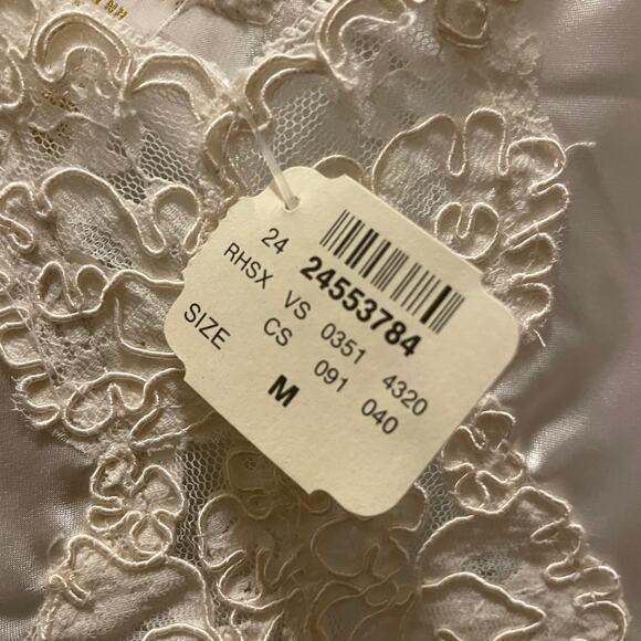 Vintage Deadstock Victoria’s Secret Satin Bridal Nightgown | Pearls, Sequins, M - Picture 8 of 11